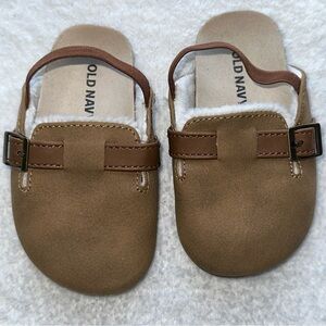 OLD NAVY🍂 Baby Moccasins